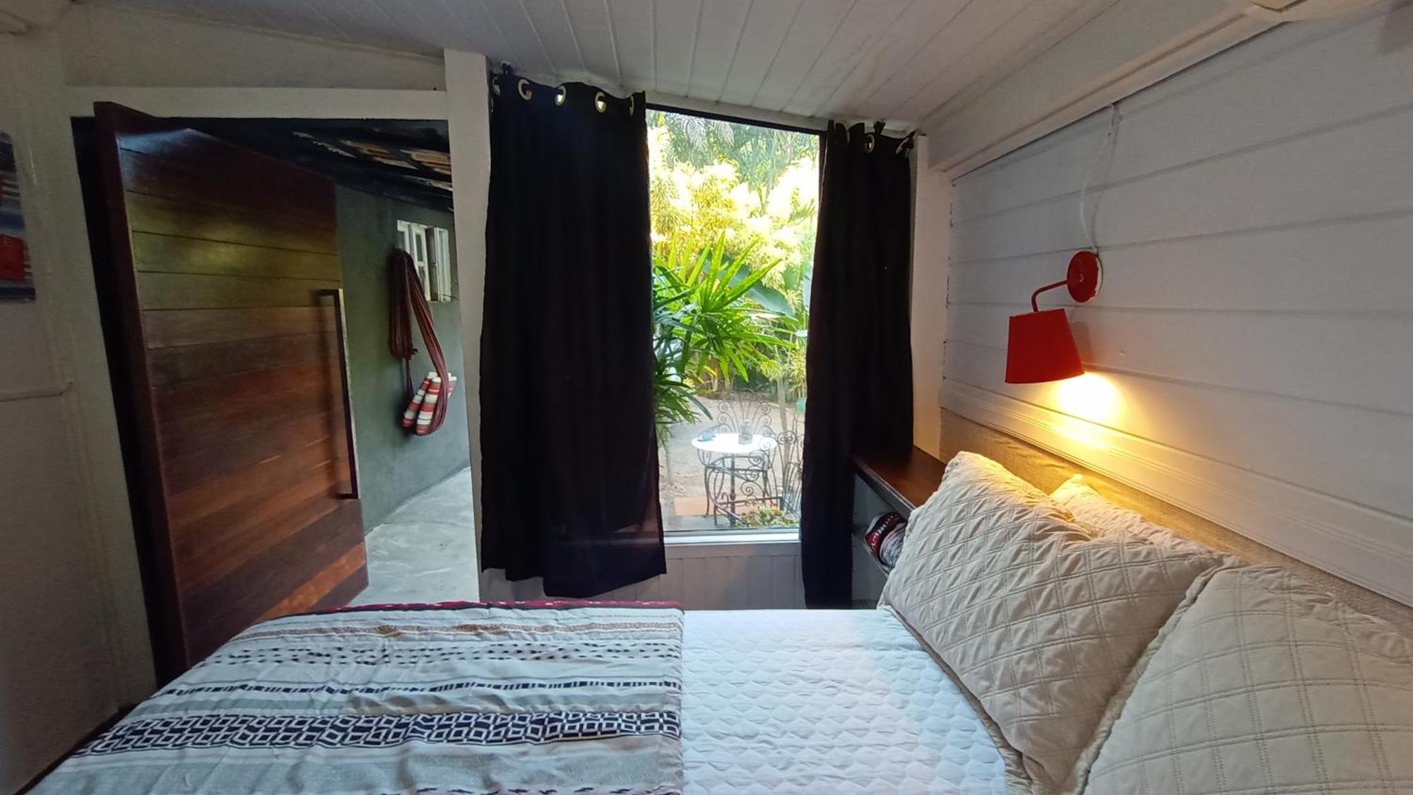 Pousada Zaua Guest House ฟลอเรียนอโปลิส ภายนอก รูปภาพ